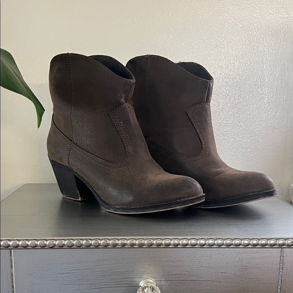 Rocket Dog Dark Brown Suede Western Ankle Booties
